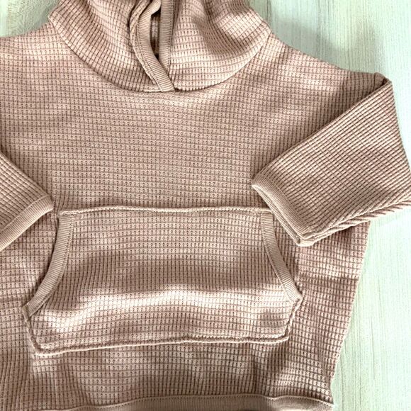 NWT!! 2 Piece Thermal Pant and Hoodie Set in Mauve in Newborn By Little Co. - Picture 4 of 6